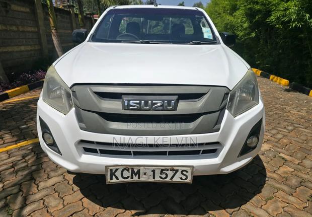 Isuzu D-MAX 2017 White
