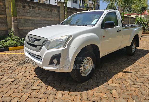 Isuzu D-MAX 2017 White