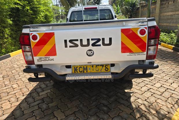 Isuzu D-MAX 2017 White