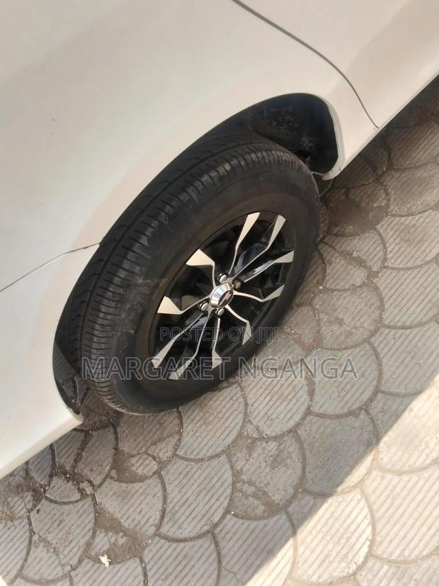 Toyota Axio 2010 White