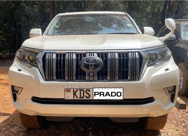 Toyota Land Cruiser Prado 2.7 2018 White