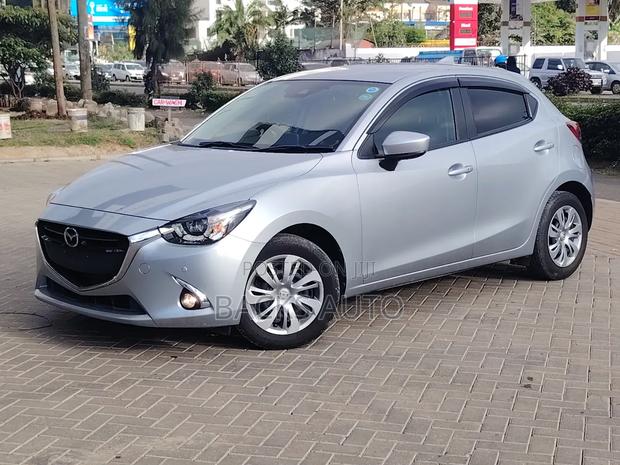 Mazda Demio 2019 Silver