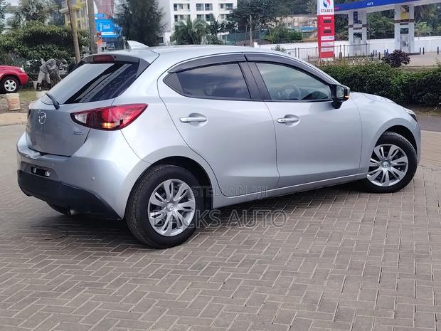 Mazda Demio 2019 Silver