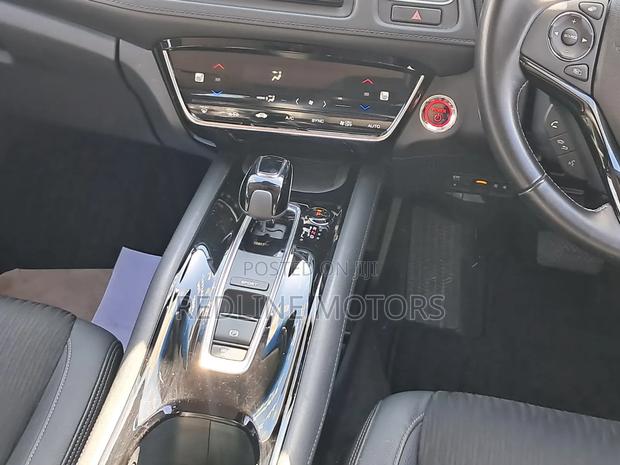 Honda Vezel 1.5 2WD 2019 Green