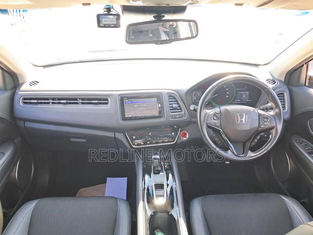 Honda Vezel 1.5 2WD 2019 Green