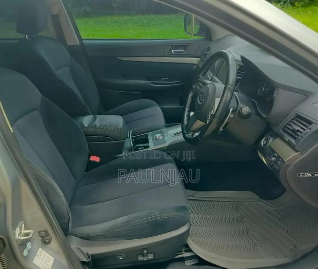Subaru Outback 2012