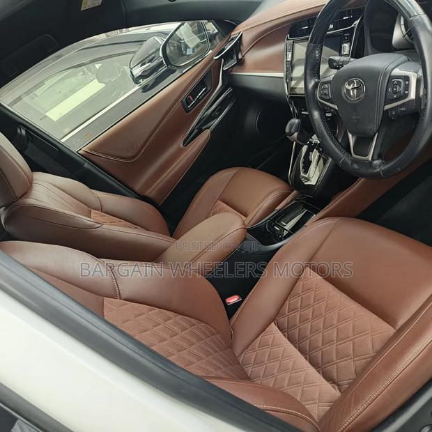 Toyota Harrier 2020 White