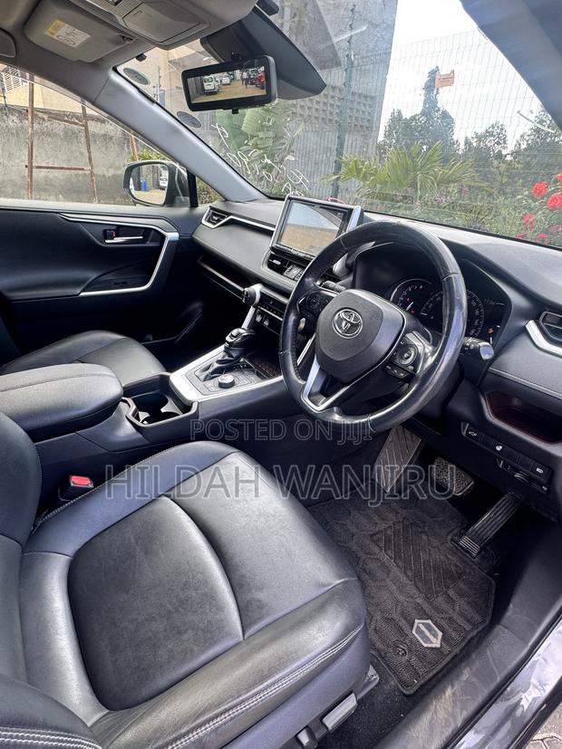 Toyota RAV4 2019 Gray