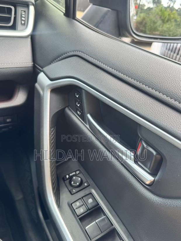 Toyota RAV4 2019 Gray
