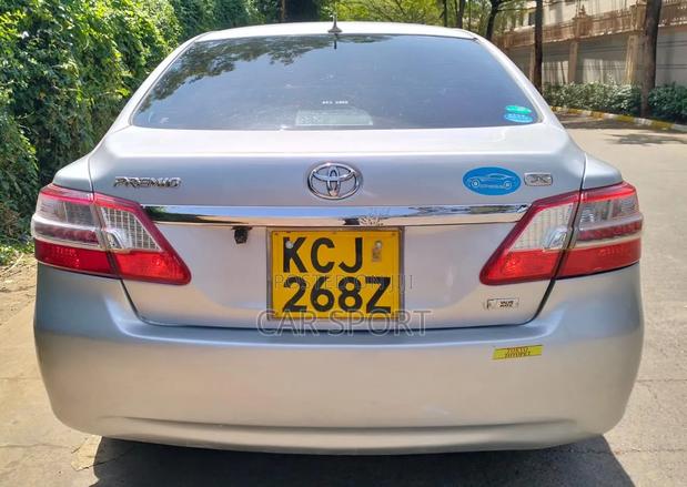 Toyota Premio 2009 Silver