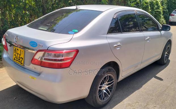 Toyota Premio 2009 Silver