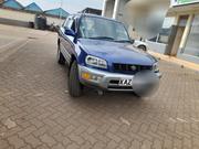 Toyota RAV4 Automatic 2000 Blue for sale