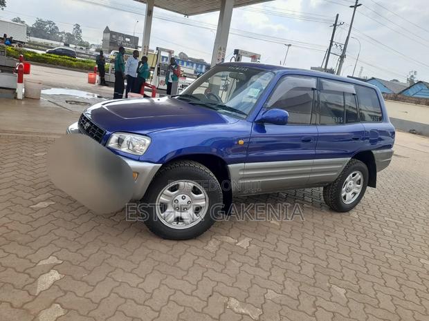 Toyota RAV4 Automatic 2000 Blue