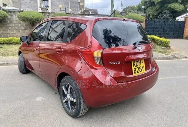 Nissan Note 2015 Red