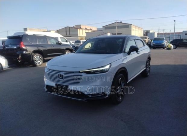 Honda Vezel 2021 White