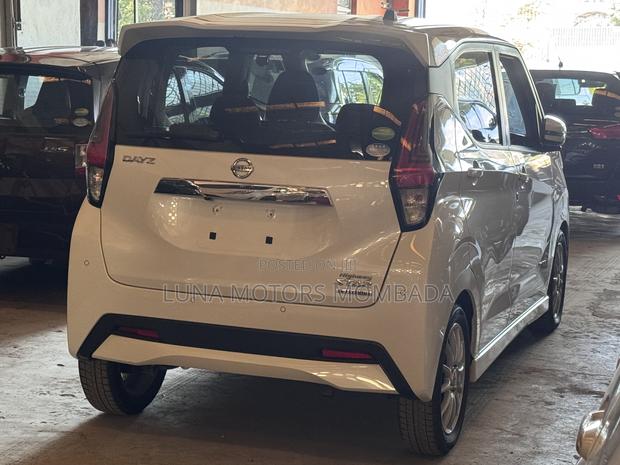 Nissan Dayz 2020 White