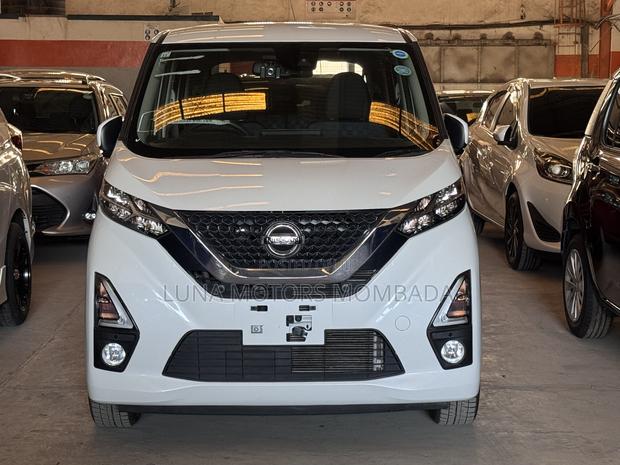Nissan Dayz 2020 White