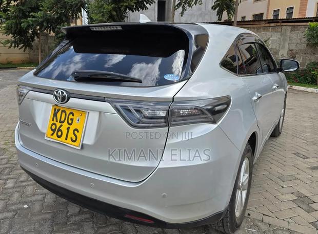 Toyota Harrier 2014 Silver