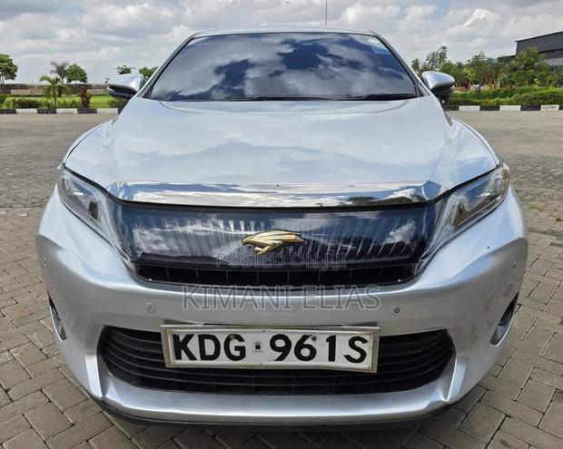 Toyota Harrier 2014 Silver