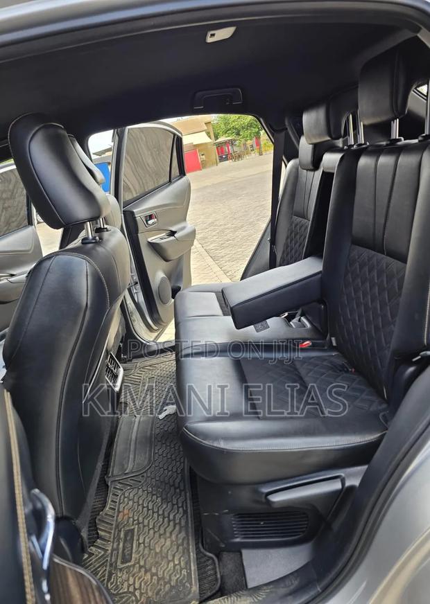 Toyota Harrier 2014 Silver