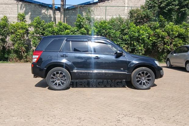 Suzuki Escudo 2015 Black