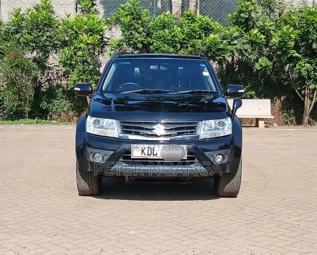 Suzuki Escudo 2015 Black
