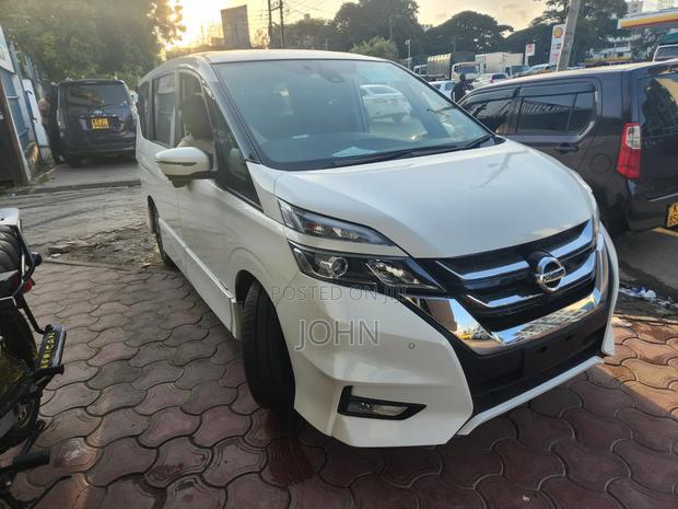 Nissan Serena 2019 White