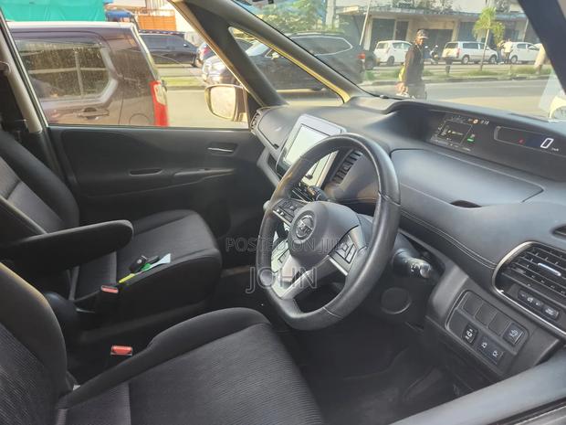 Nissan Serena 2019 White