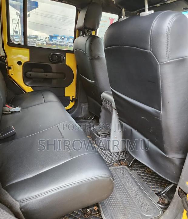 Jeep Wrangler 2010 Yellow