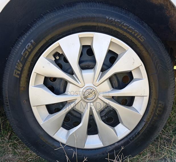 Nissan Wingroad 2013 Silver