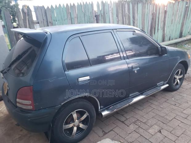 Toyota Starlet 2000 Green