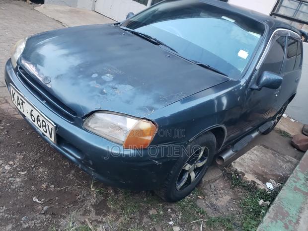 Toyota Starlet 2000 Green