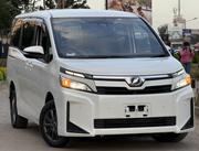 Toyota Voxy 2019 White for sale