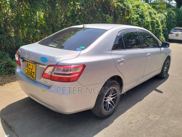 Toyota Premio 2009 Silver