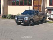 Nissan Pick-Up 1987 Gray for sale