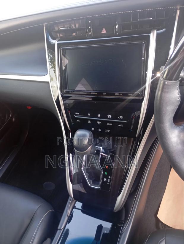 Toyota Harrier 2019 Black