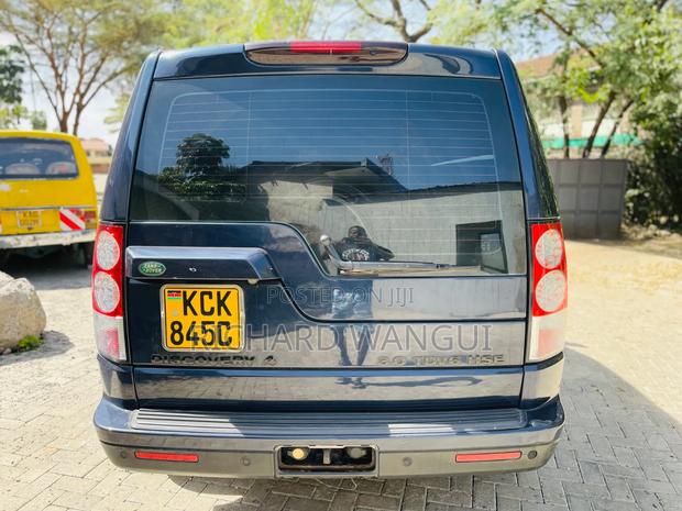 Land Rover Discovery 2009 Blue