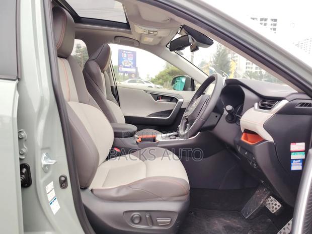 Toyota RAV4 2020 Gray