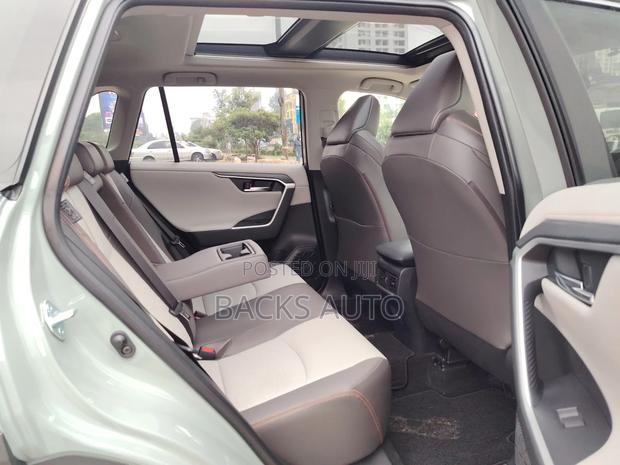 Toyota RAV4 2020 Gray