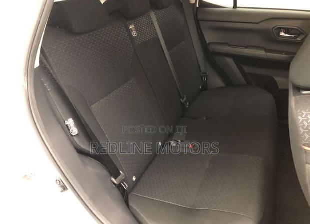 Toyota Raize 1.0 AWD 2019 White
