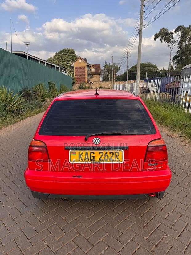 Volkswagen Golf 1996 Red
