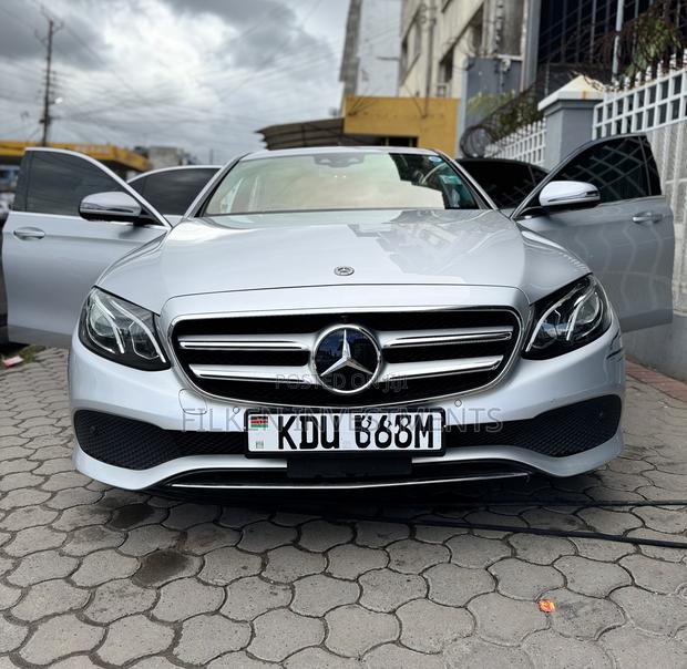 Mercedes-Benz E200 2018 Silver