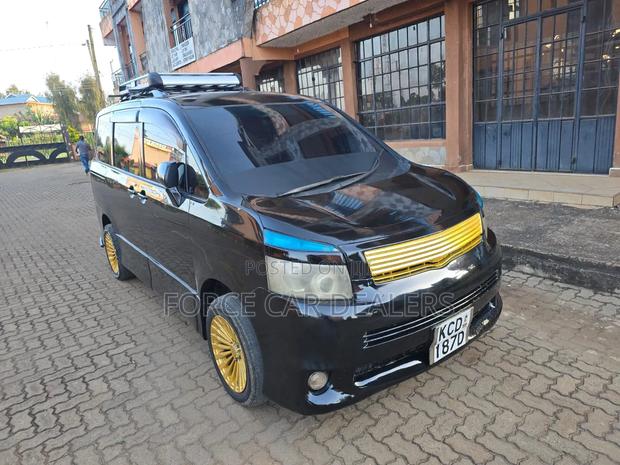 Toyota Voxy 2009 Black