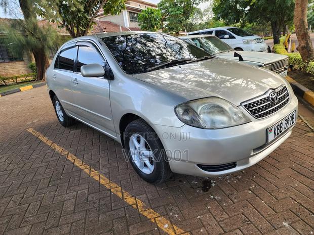 Toyota Corolla 2002 Silver