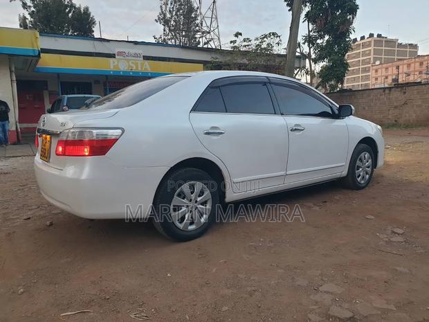 Toyota Premio 2010 White