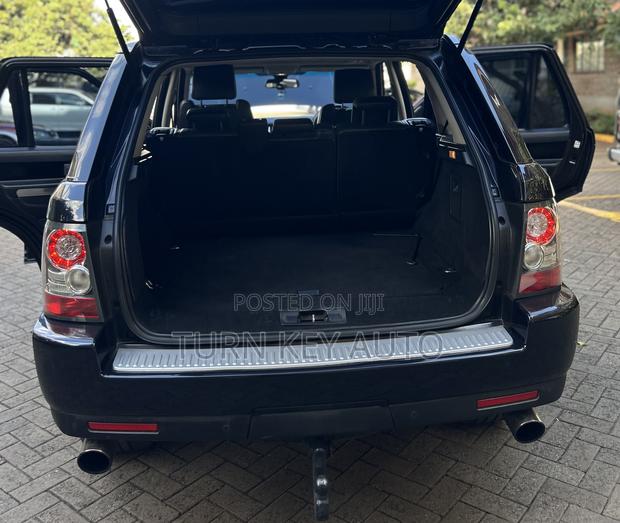 Land Rover Range Rover Sport 2010 Black