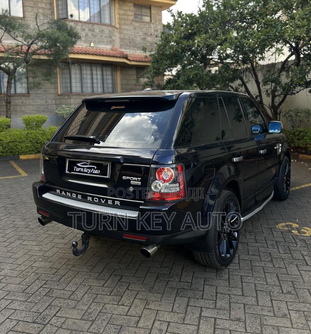 Land Rover Range Rover Sport 2010 Black