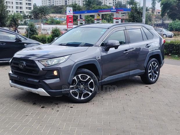 Toyota RAV4 2019 Gray