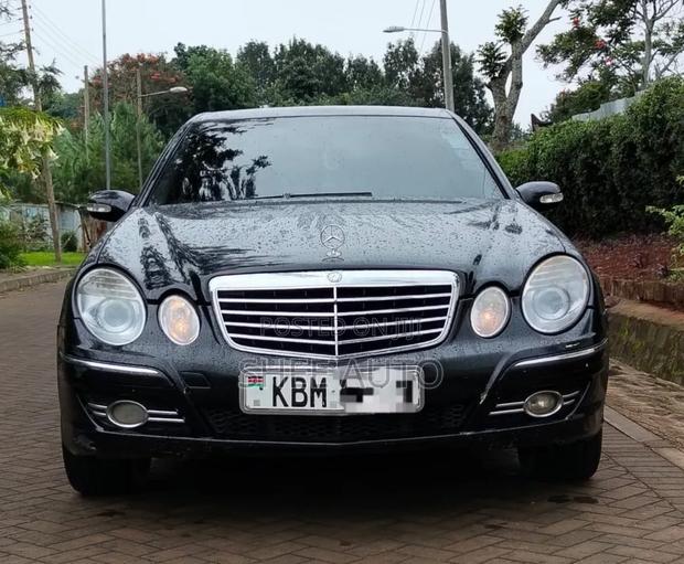 Mercedes-Benz E200 2023 Black