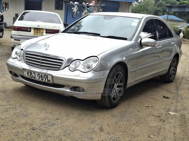 Mercedes-Benz C180 2004 Silver